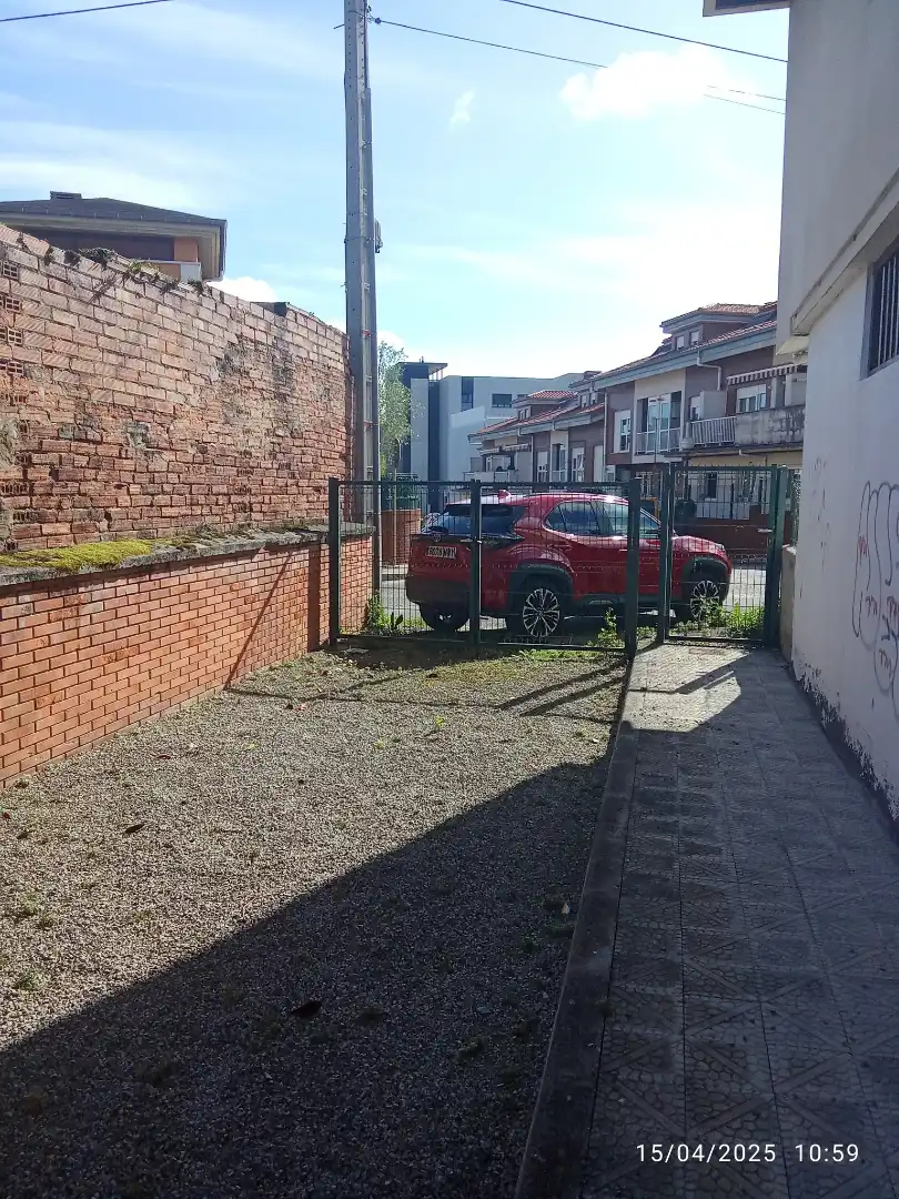 Parking de Local en venta en Torrelavega  con Parquet y Terraza