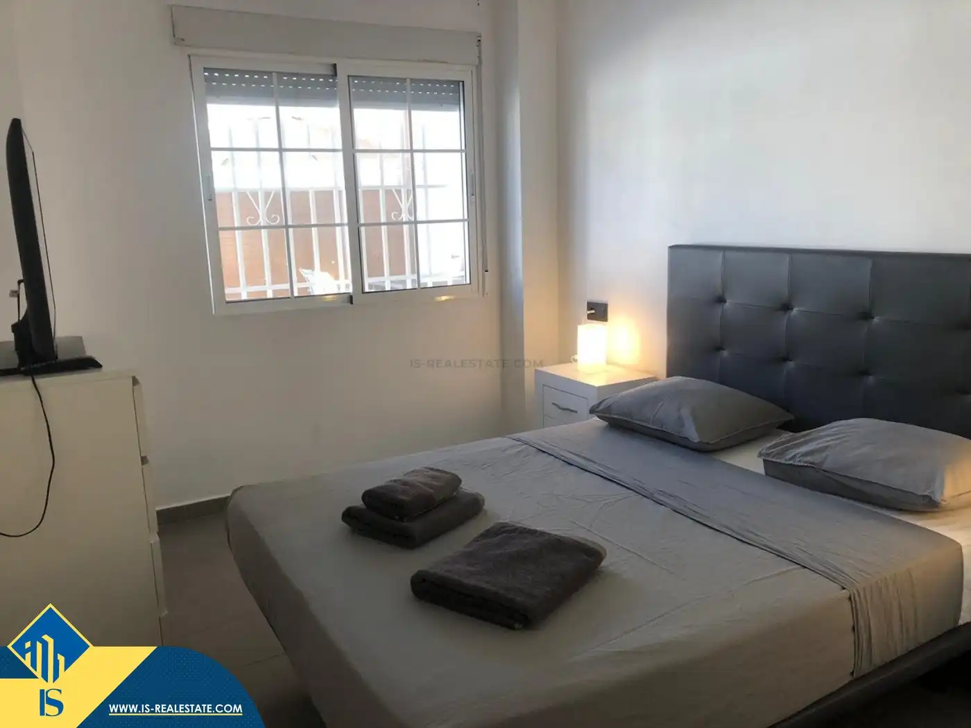 Schlafzimmer von Haus oder Chalet zur Miete in Torrevieja mit Klimaanlage, Terrasse und Schwimmbad
