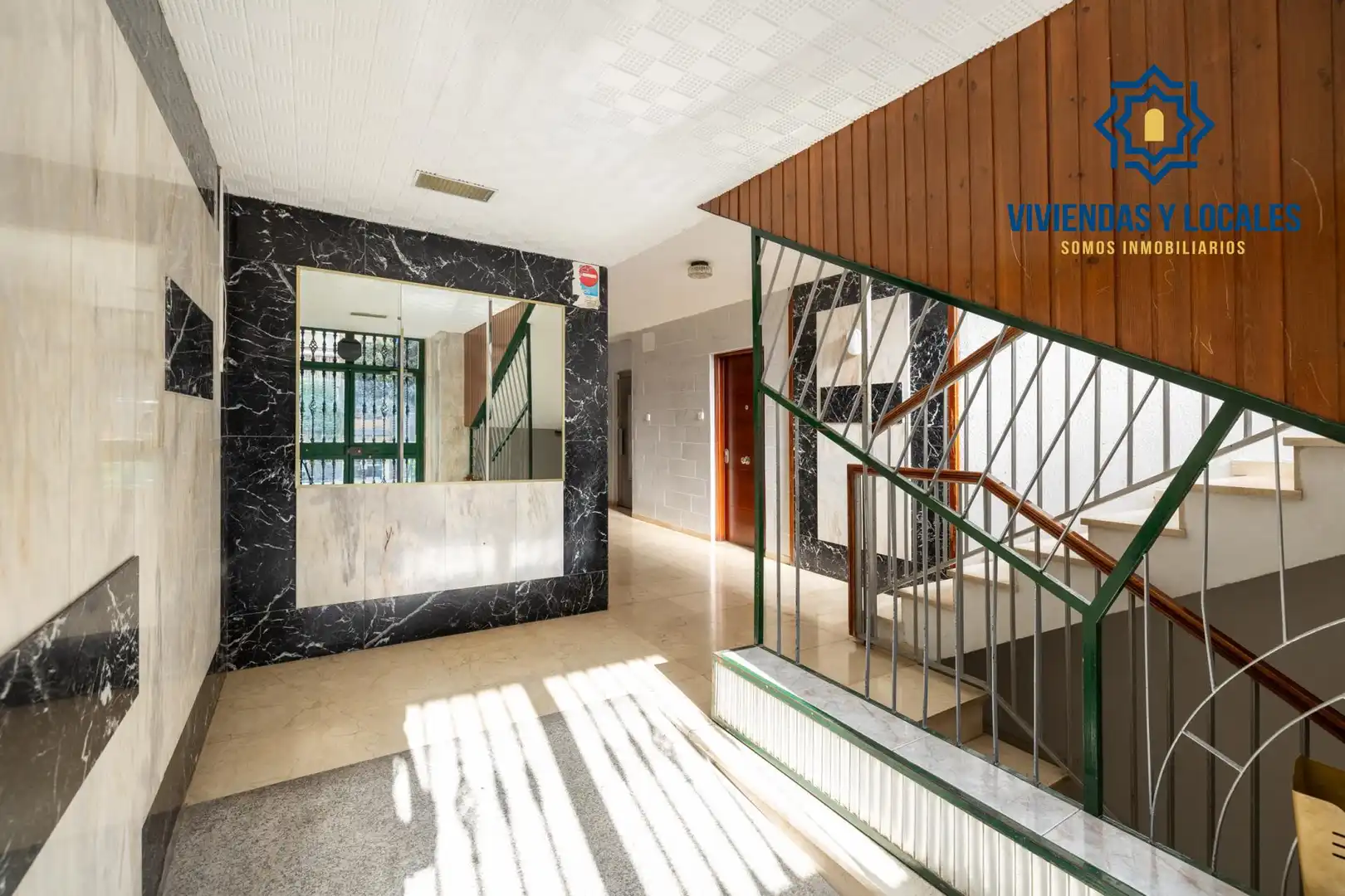 Flat for sale in Granada  with Private garden