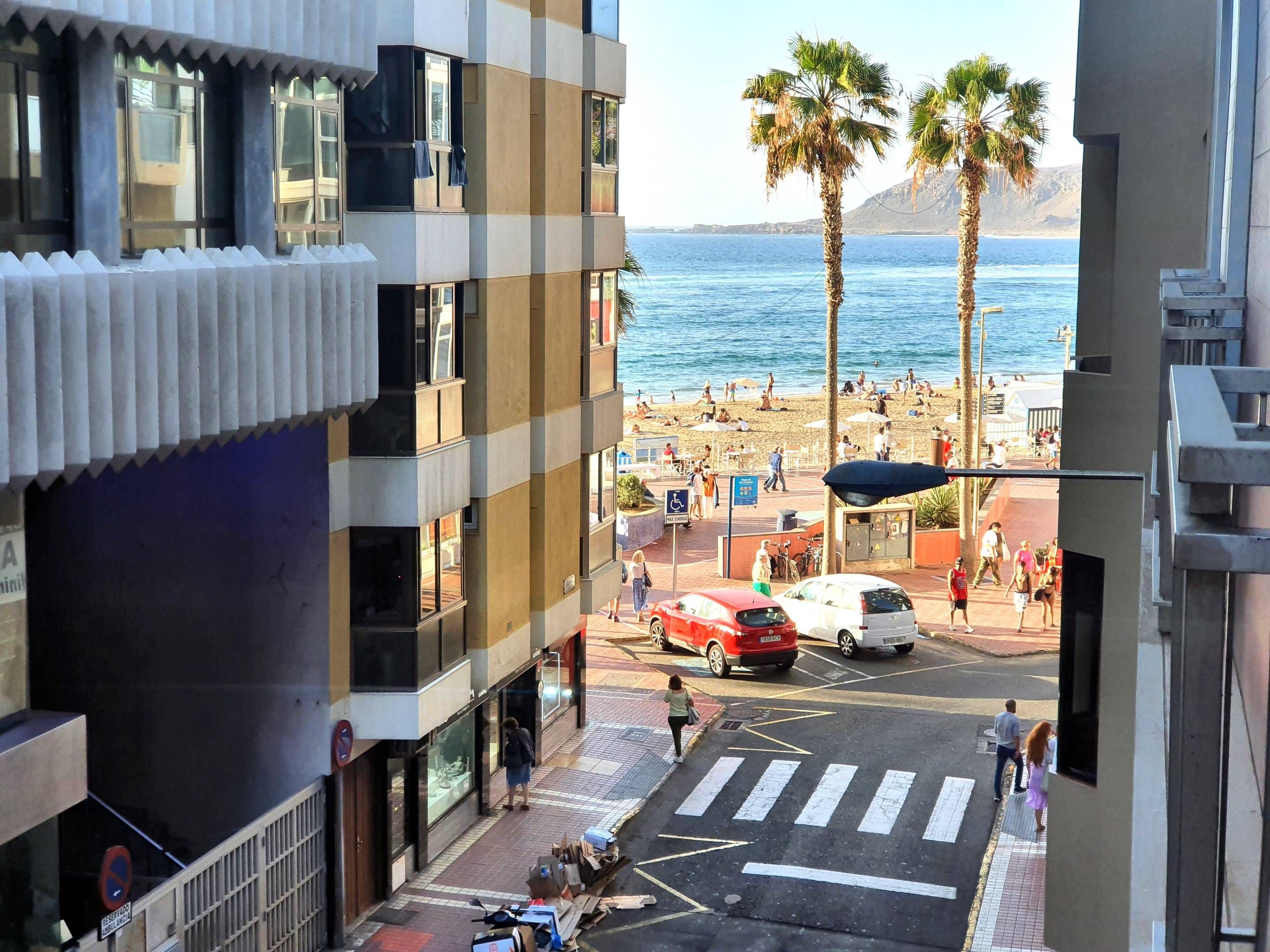 Exterior view of Flat to rent in Las Palmas de Gran Canaria  with Balcony