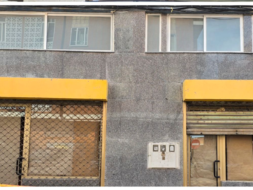 Vista exterior de Local de lloguer en Salamanca Capital amb Aire condicionat