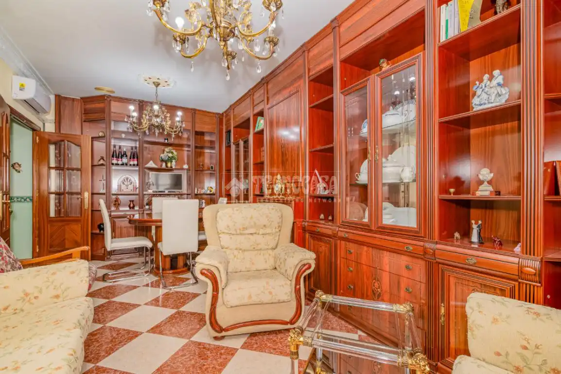 Sala de estar de Piso en venta en Lucena con Aire acondicionado, Amueblado y Balcón