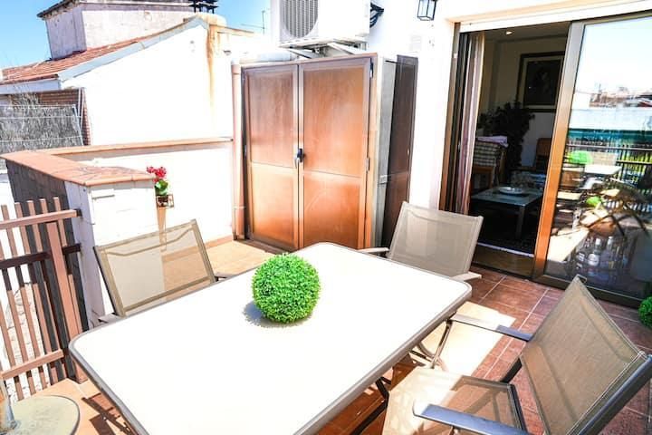 Terrace of Attic to rent in  Madrid Capital  with Air Conditioner, Parquet flooring and Terrace