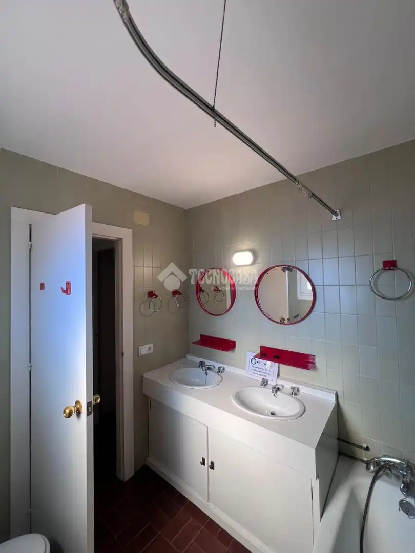 Bathroom of Houses for sale in Aljaraque  with Air Conditioner, Heating and Private garden