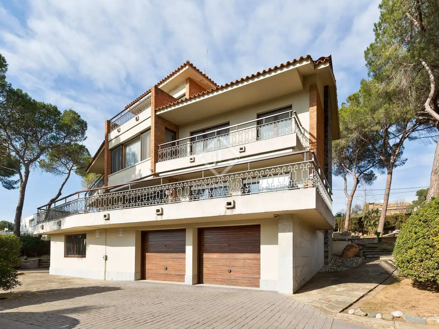 Houses for sale in Valldoreix