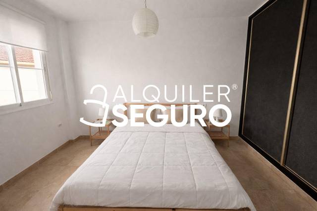 Piso en Alquiler en Tejares en Parque Victoria Eugenia