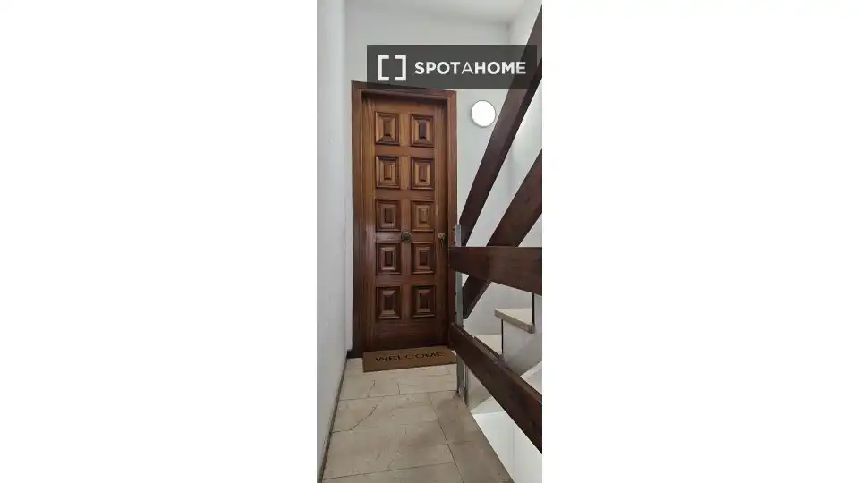 Flat for share in Nord-est