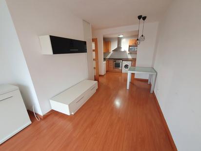 Living room of Flat for sale in Sabadell  with Air Conditioner, Heating and Parquet flooring