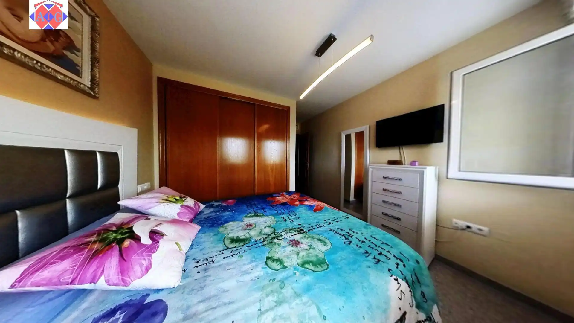 Schlafzimmer von Dachboden zum Verkauf in Lújar mit Klimaanlage, Terrasse und Möbliert