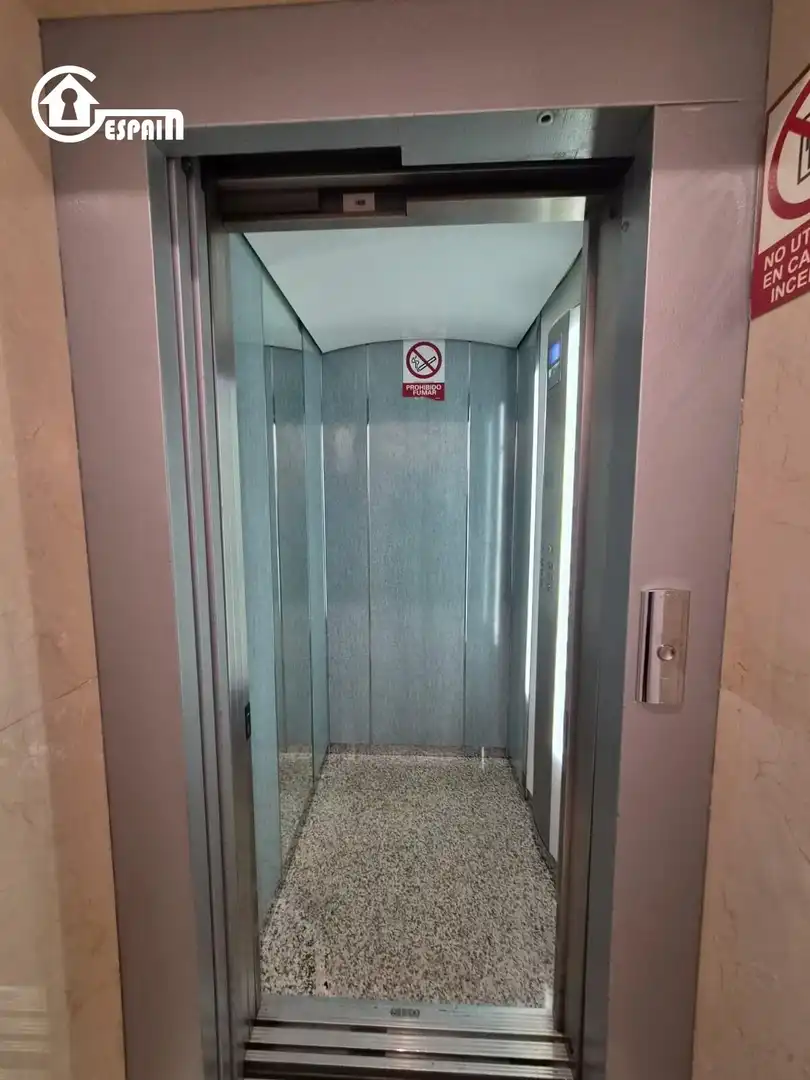 Piso en venta en Móstoles con Aire acondicionado, Calefacción y Terraza