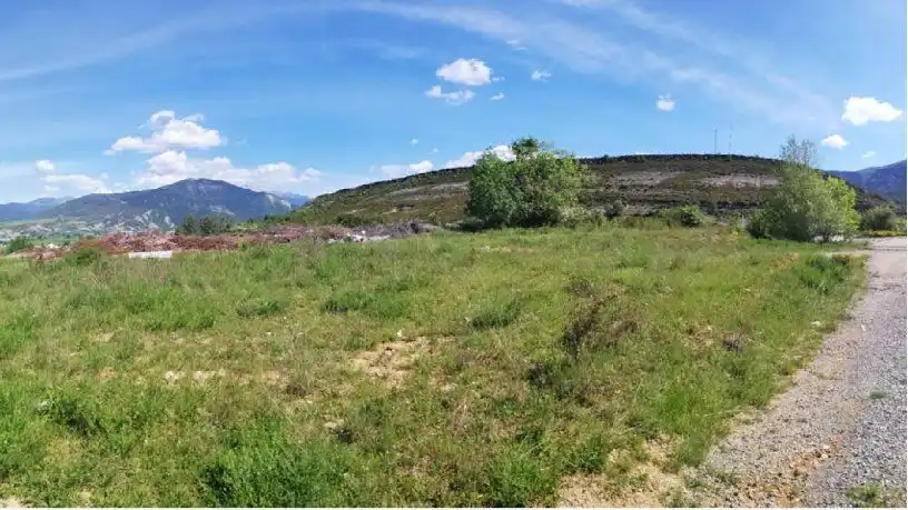 Terreni e lotti in vendita a Latas