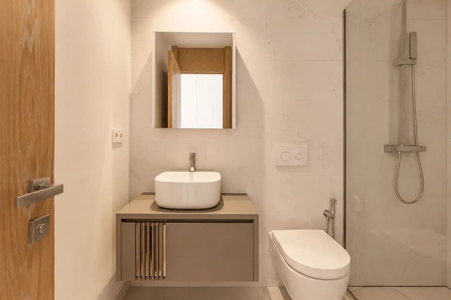 Badezimmer von Wohnung zur Miete in Pozuelo de Alarcón mit Klimaanlage, Heizung und Abstellraum
