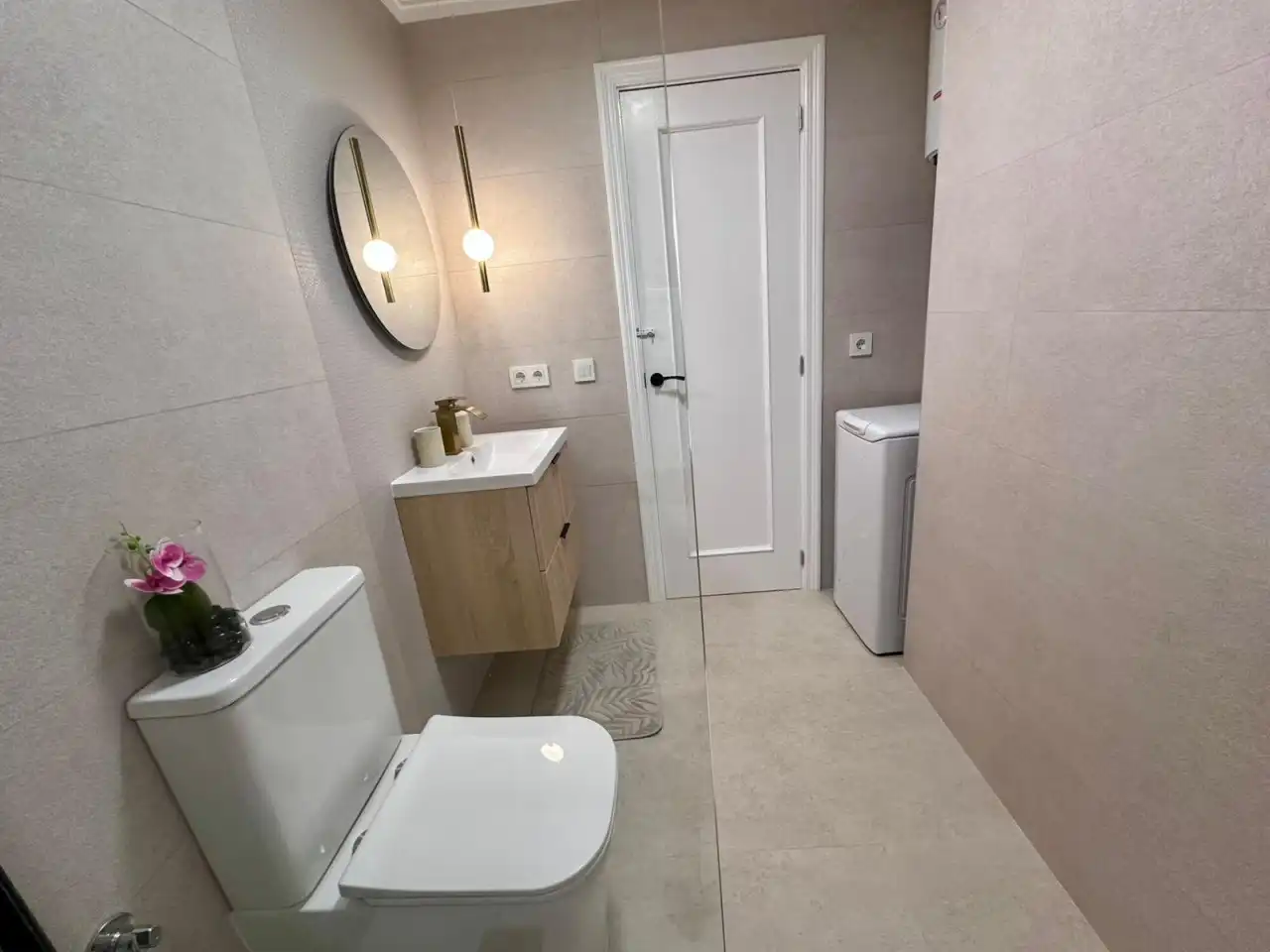 Baño de Piso en venta en Torrevieja con Aire acondicionado, Calefacción y Terraza