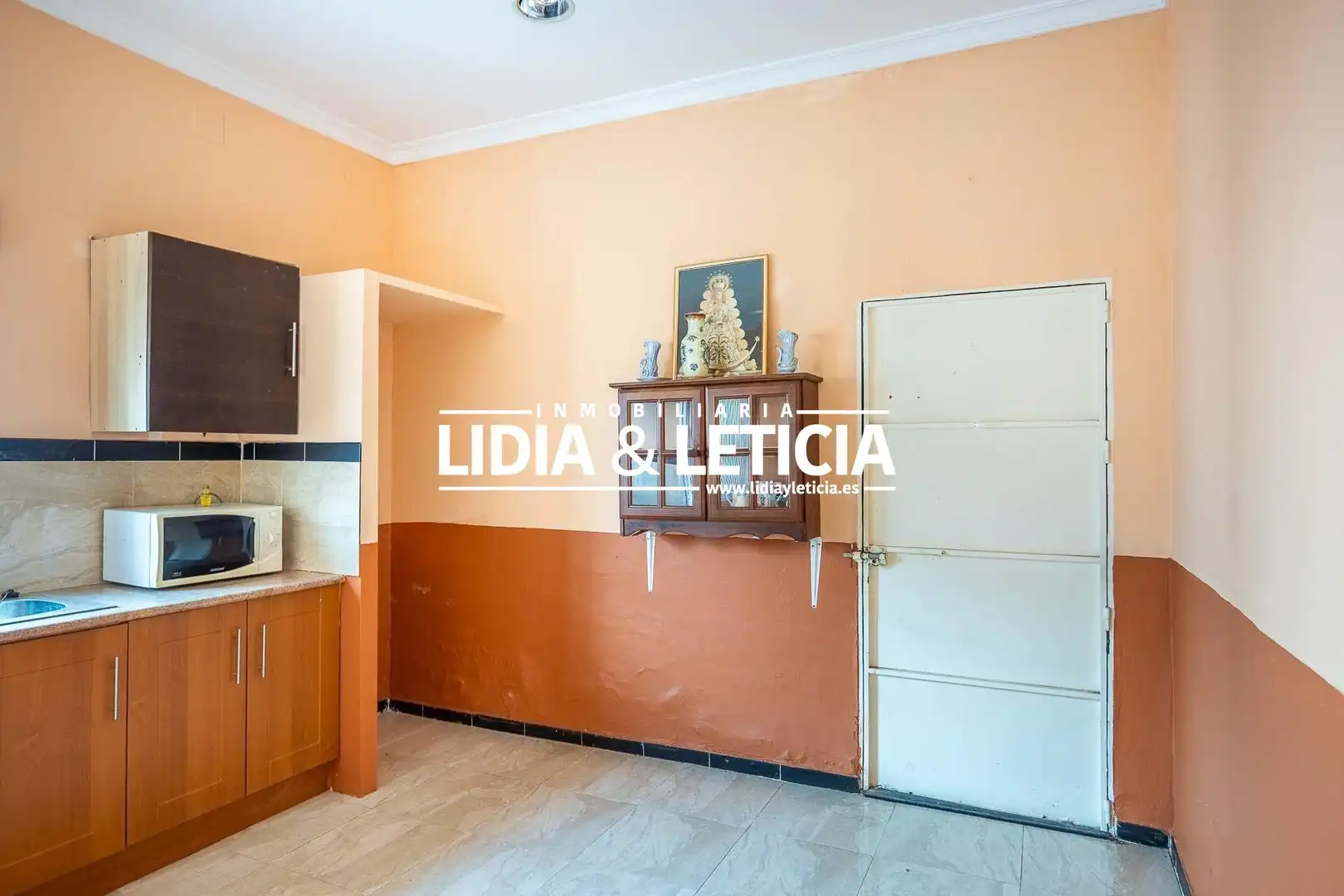 Cuina de Casa o xalet en venda en Alcalá de Guadaira amb Aire condicionat i Terrassa