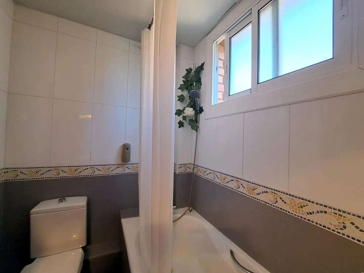 Baño de Piso en venta en Olesa de Montserrat con Calefacción y Balcón