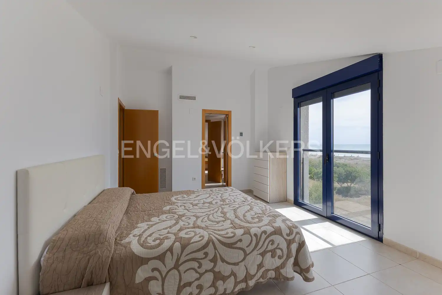 Bedroom of Houses for rent in Sagunto / Sagunt  with Air Conditioner, Heating and Private garden
