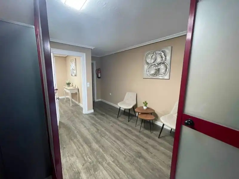 Oficina amb ascensor en venda a Centro