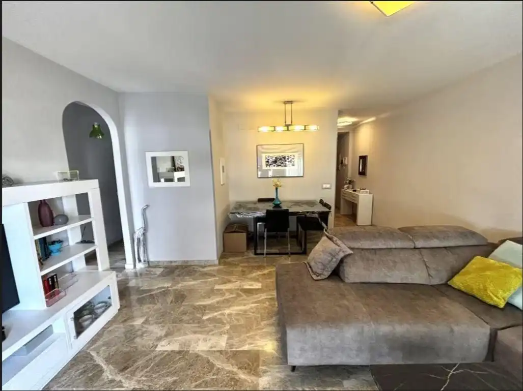 Sala d'estar de Pis en venda en Torremolinos amb Terrassa i Piscina comunitària
