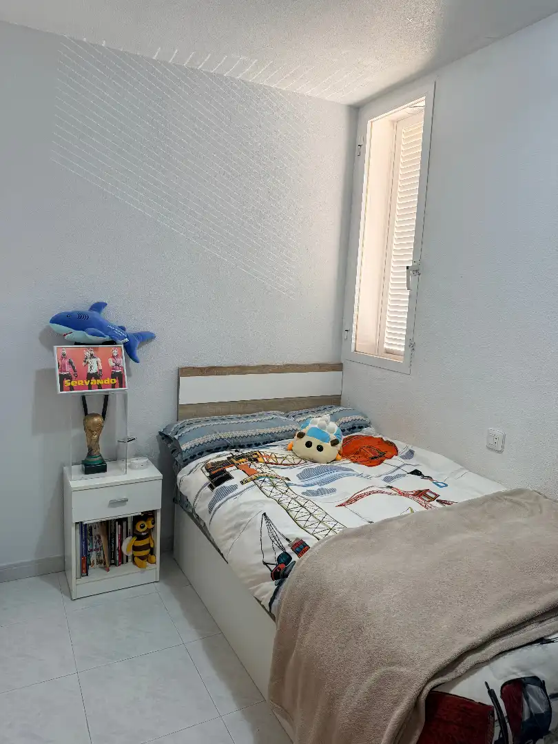 Habitación de Casa adosada en venta en Cartagena con Calefacción, Terraza y Amueblado