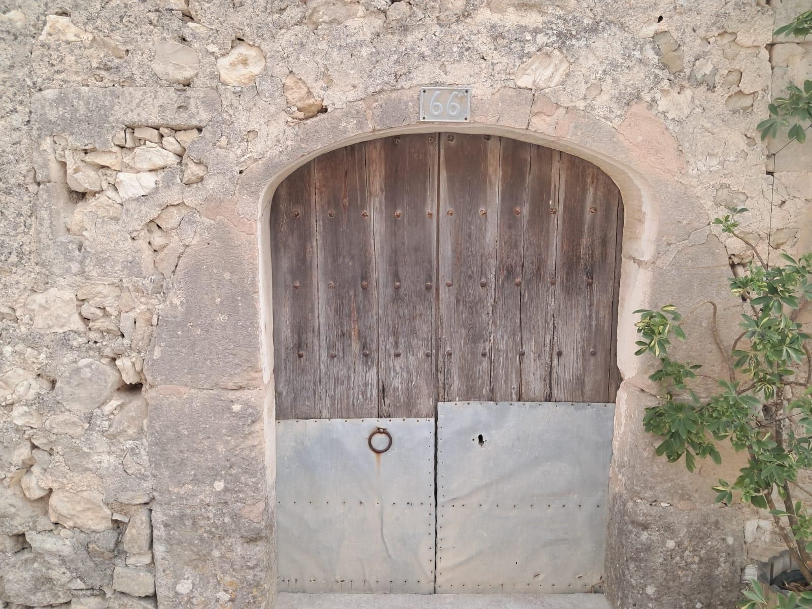 Casa adosada en venta en Sant Joan con Jardín privado