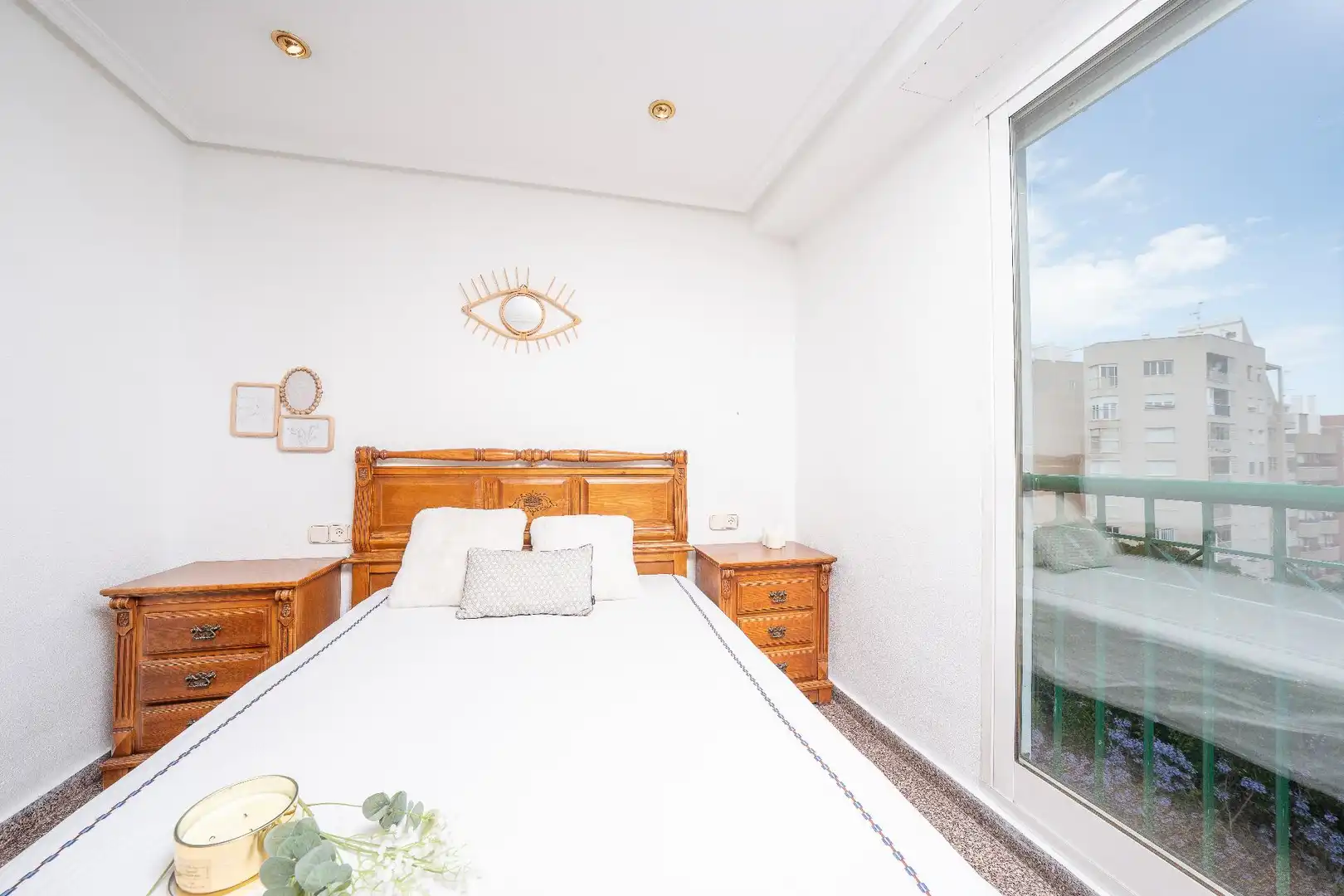 Habitación de Piso en venta en Elche / Elx con Aire acondicionado, Terraza y Balcón