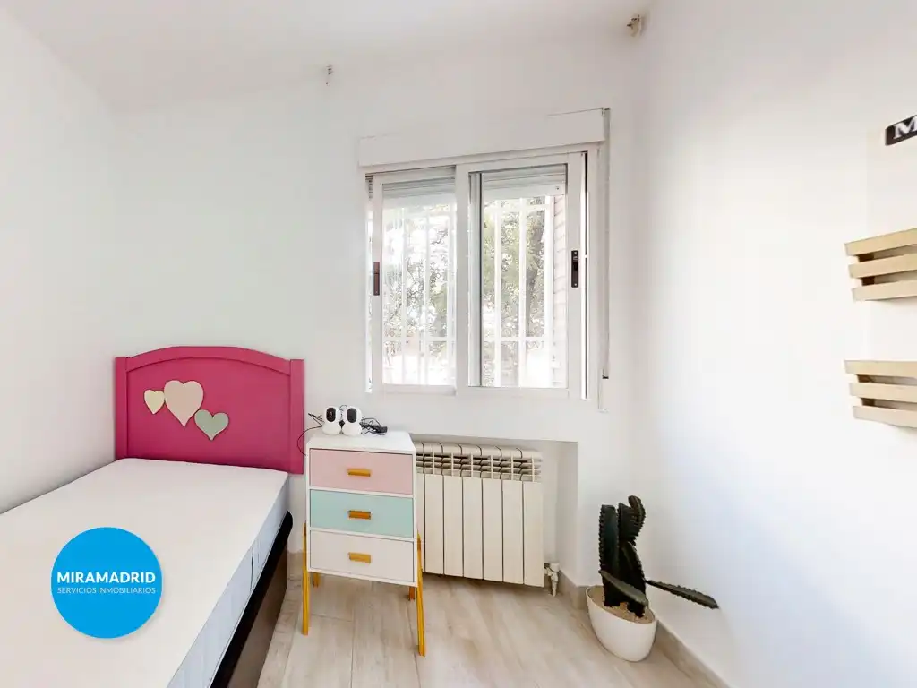 Habitación de Planta baja en venta en Madrid