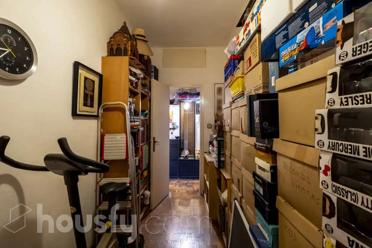 Piso en venta en Barcelona con Balcón