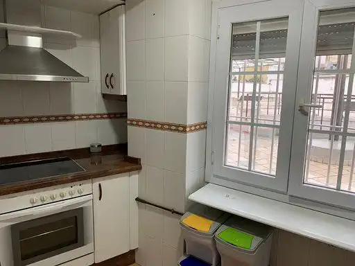 Cocina de Piso de alquiler en Huelva con Aire acondicionado, Amueblado y Balcón