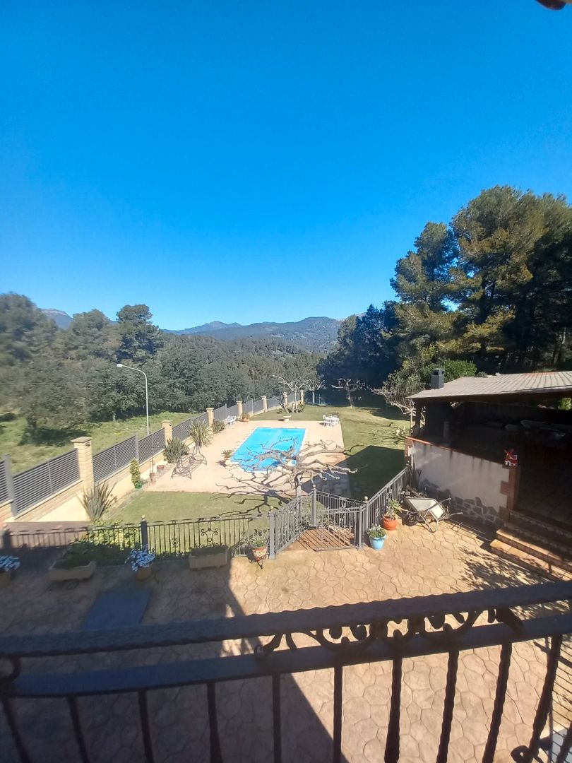 Piscina de Casa o chalet en venta en Riudecanyes con Aire acondicionado, Calefacción y Jardín privado