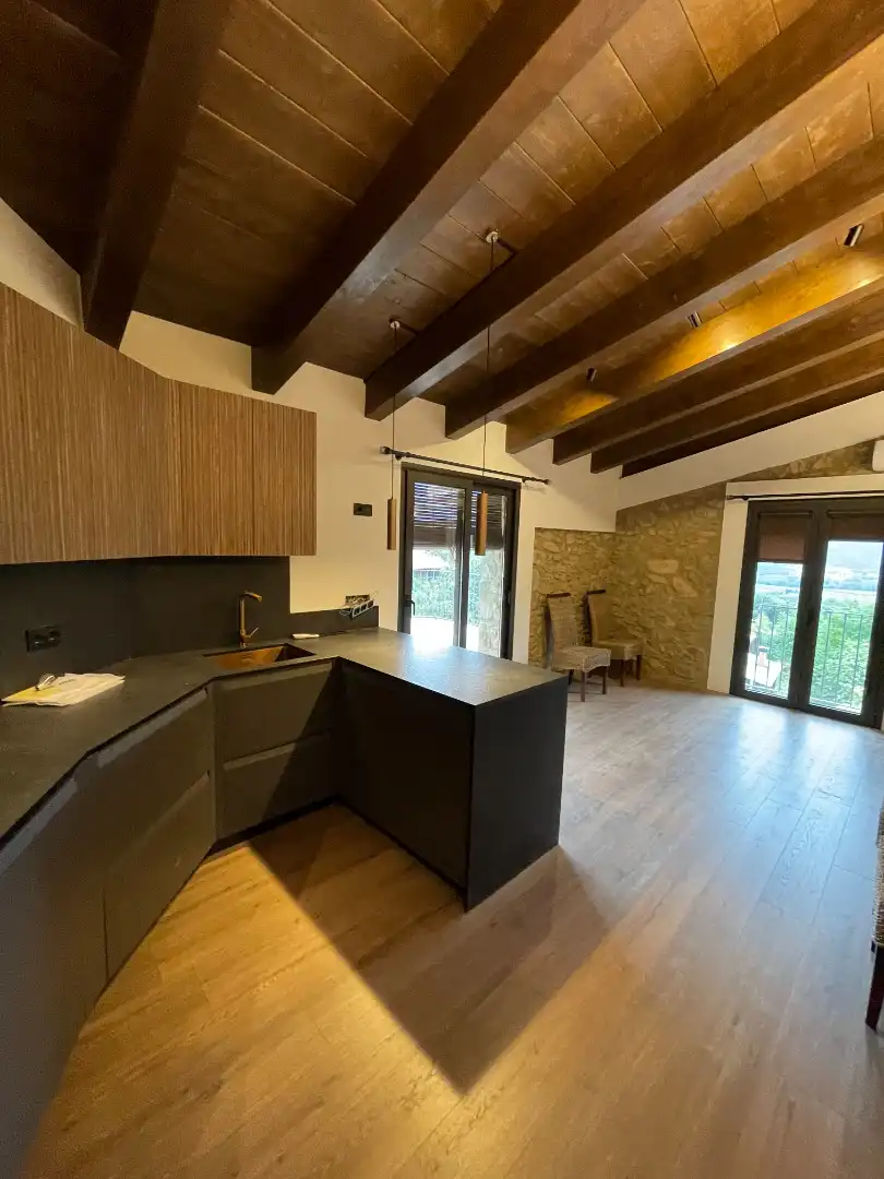 Haus mit Balkon zur Miete in La Vall d'en Bas, imagen 2