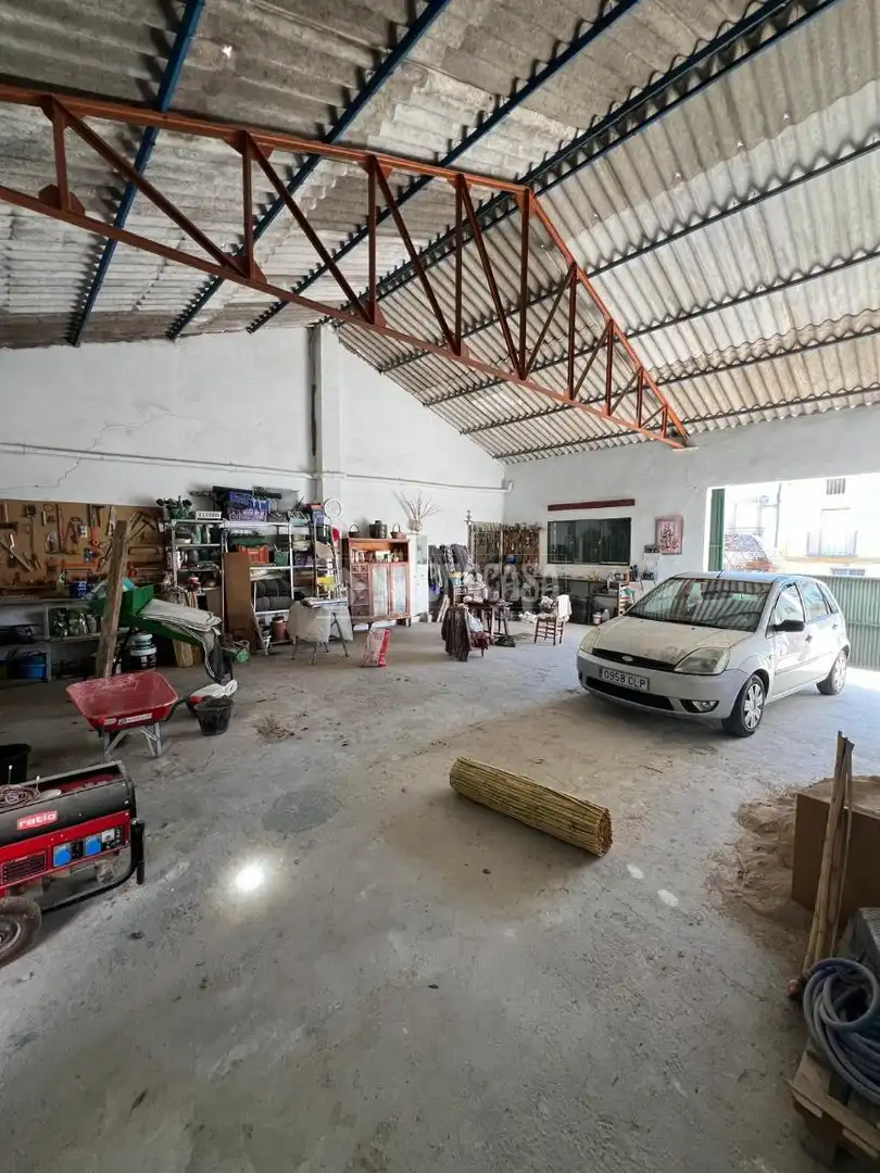 Garaje en venta en Lupión
