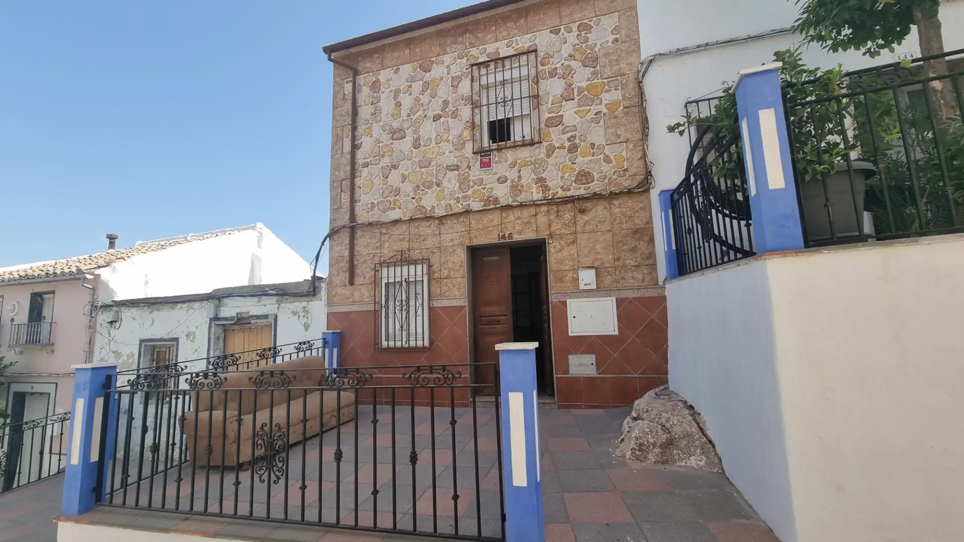 House for sale in Calle de Julio Romero 51