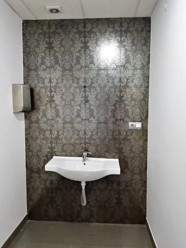 Badezimmer von Geschaftsraum zum Verkauf in Jerez de la Frontera