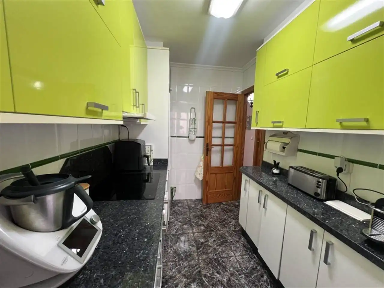 Cocina de Apartamento en venta en La Manga del Mar Menor con Aire acondicionado, Terraza y Piscina comunitaria