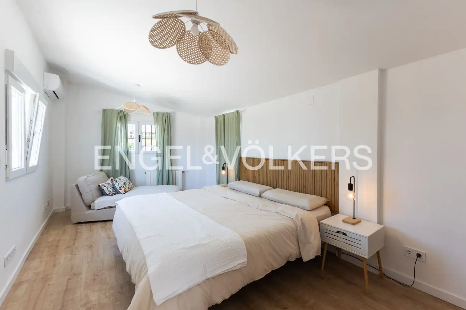 Bedroom of Houses for rent in Alboraya  with Air Conditioner, Heating and Private garden