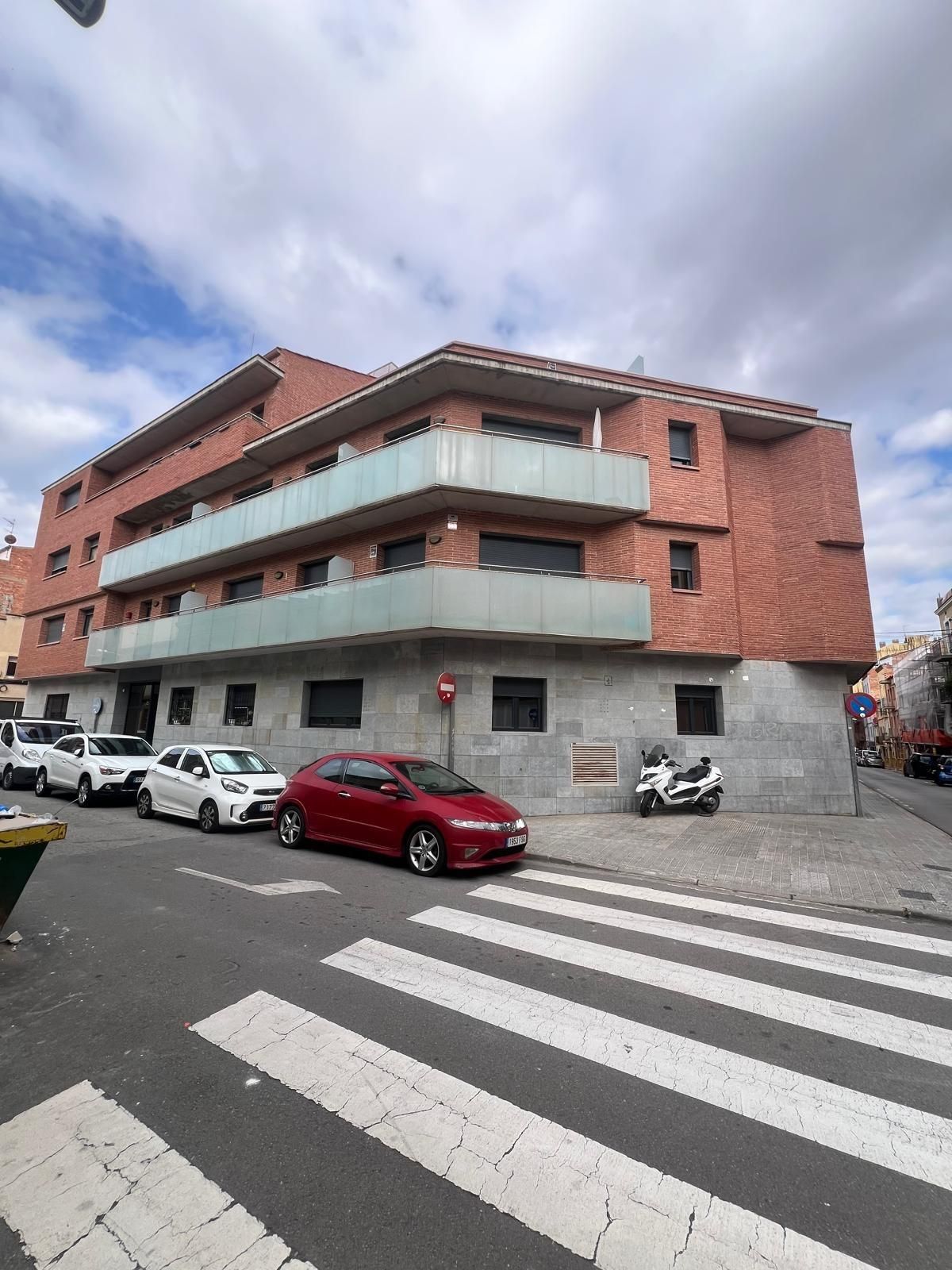 Vista exterior de Pis en venda en Manresa amb Aire condicionat, Calefacció i Parquet