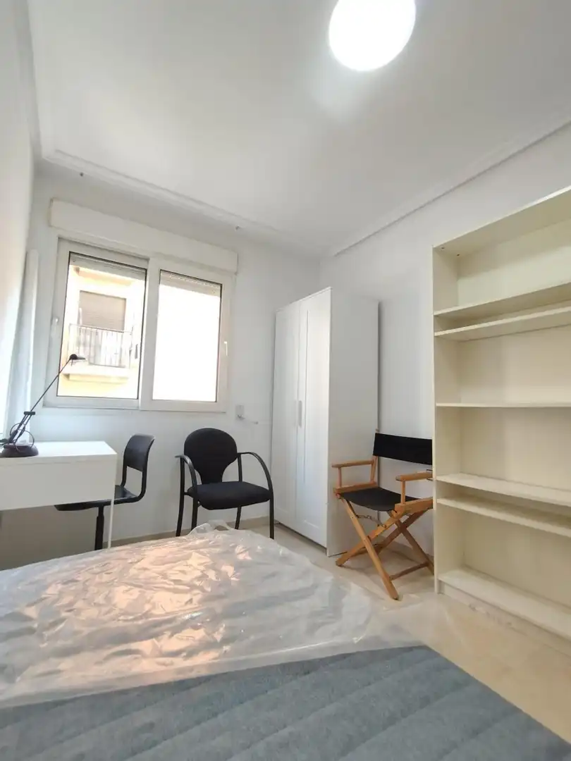 Habitación de Piso de alquiler en Murcia con Aire acondicionado, Amueblado y Balcón