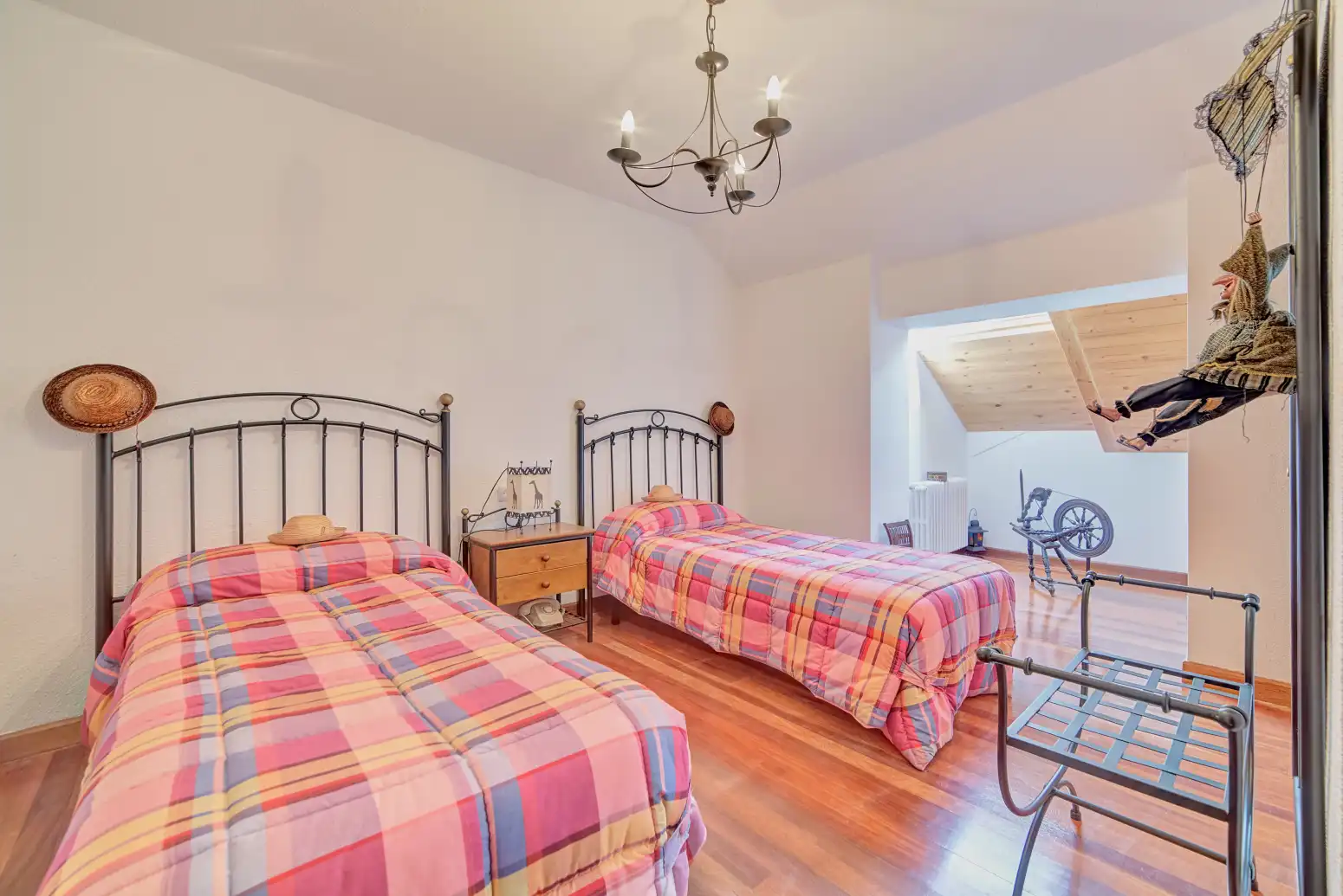 Habitación de Casa o chalet en venta en Irañeta con Calefacción, Jardín privado y Parquet