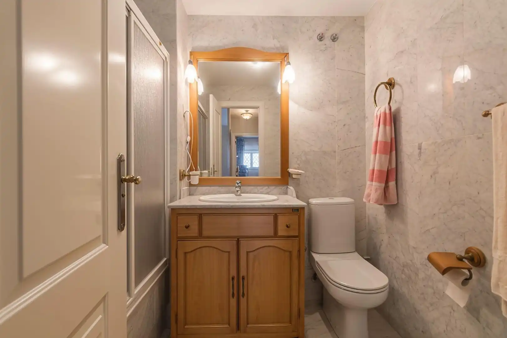 Bathroom of Flat for sale in Benalmádena  with Air Conditioner and Terrace
