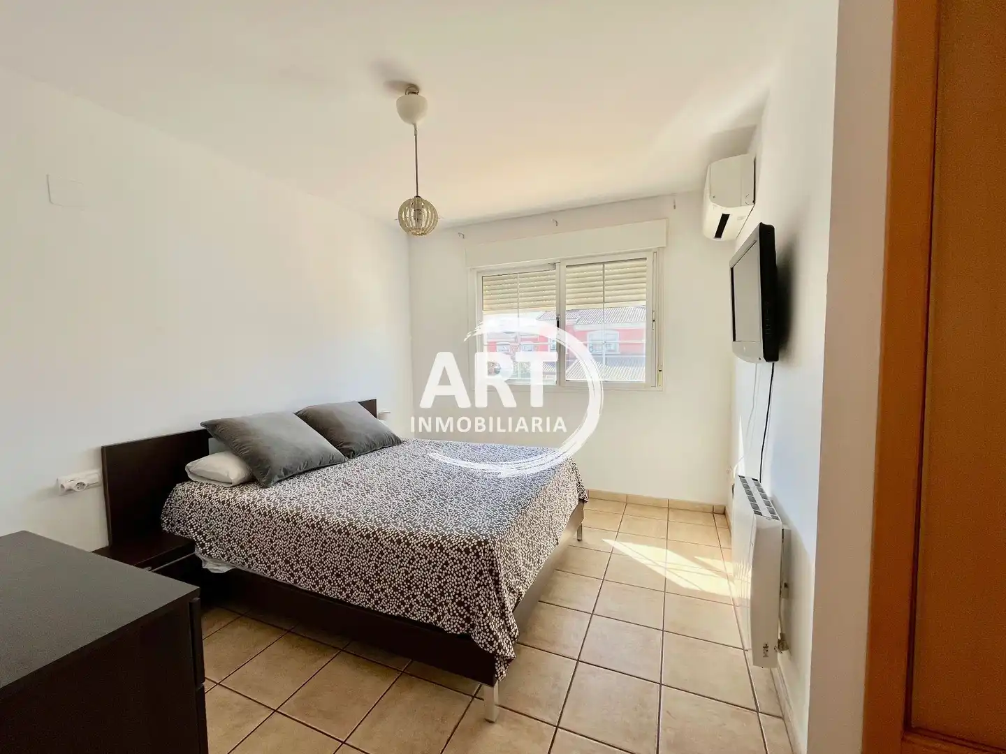 Dormitori de Casa o xalet en venda en La Pobla de Vallbona amb Aire condicionat, Calefacció i Terrassa
