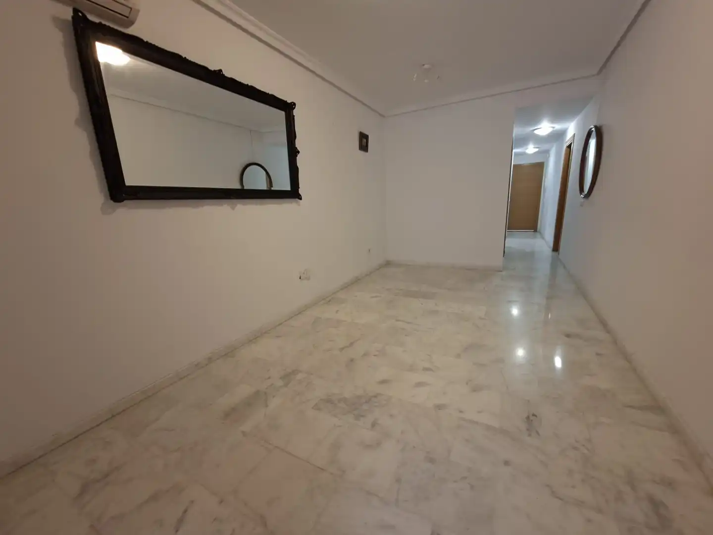 Piso con piscina en venta en Calle Narciso 6, imagen 2