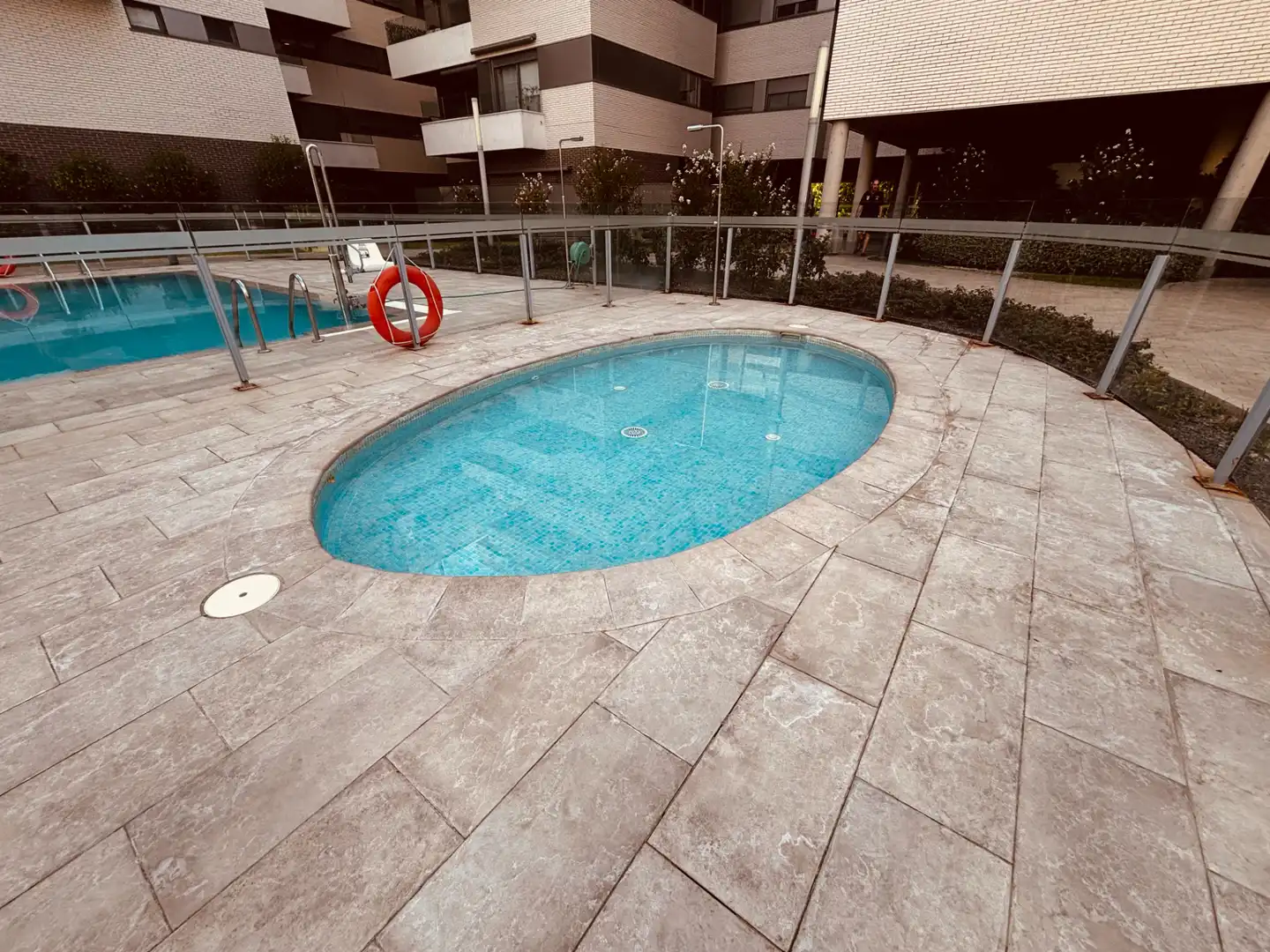 Piscina de Piso en venta en Getafe con Aire acondicionado, Calefacción y Jardín privado