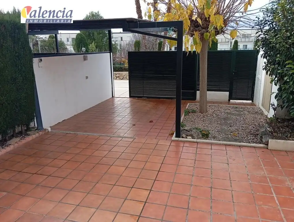 Terrassa de Casa adosada en venda en Bétera amb Jardí privat, Terrassa i Balcó