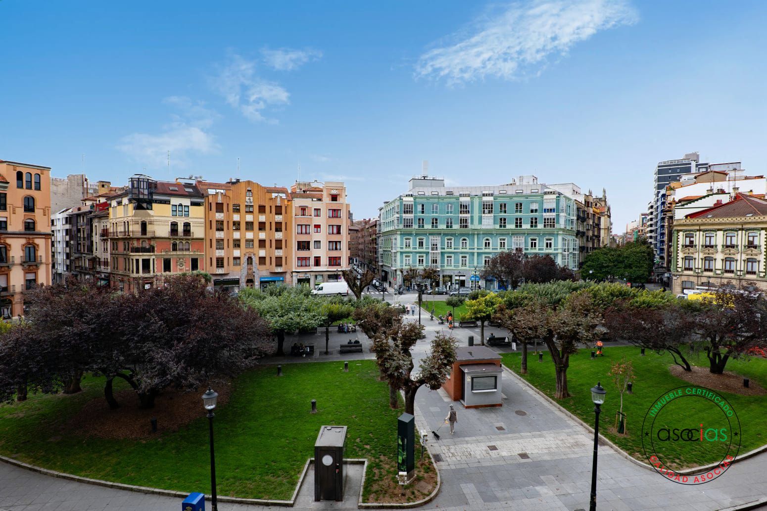 Vista exterior de Pis en venda en Gijón  amb Calefacció i Terrassa
