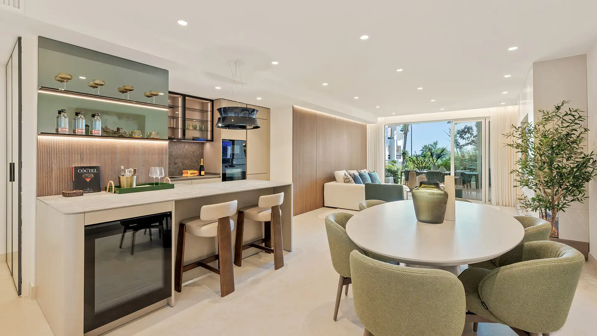 Comedor de Planta baja en venta en Estepona con Aire acondicionado, Terraza y Trastero