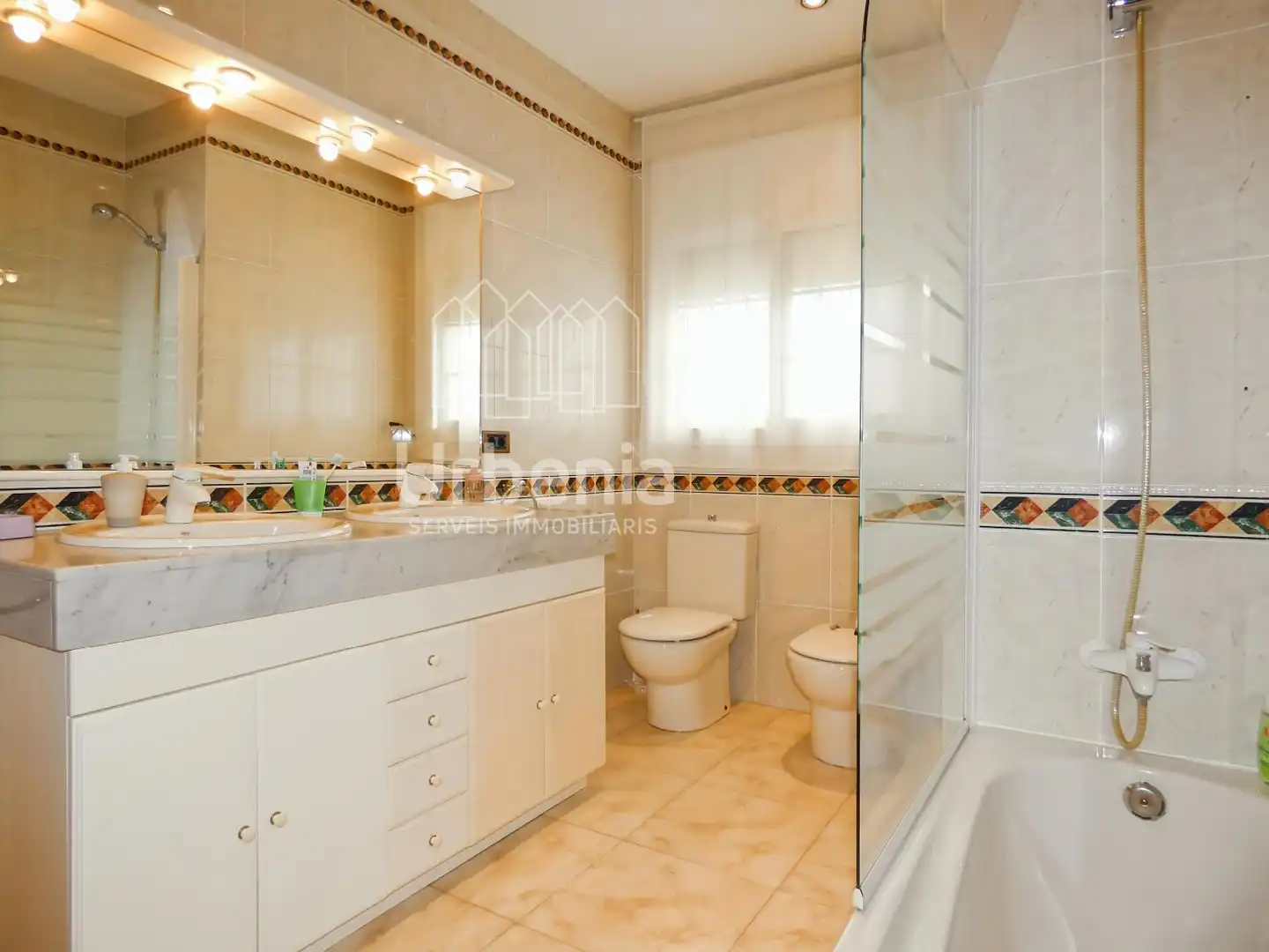 Baño de Casa o chalet en venta en Premià de Mar con Aire acondicionado, Calefacción y Piscina