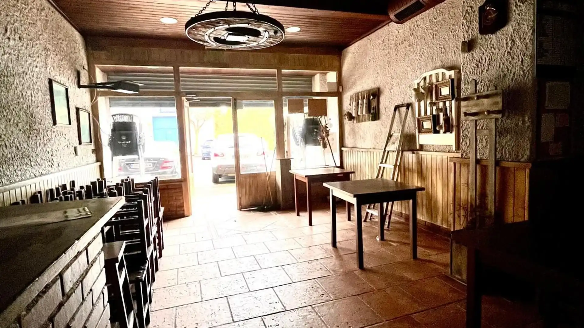 Premises for sale in Arteixo  with Furnished