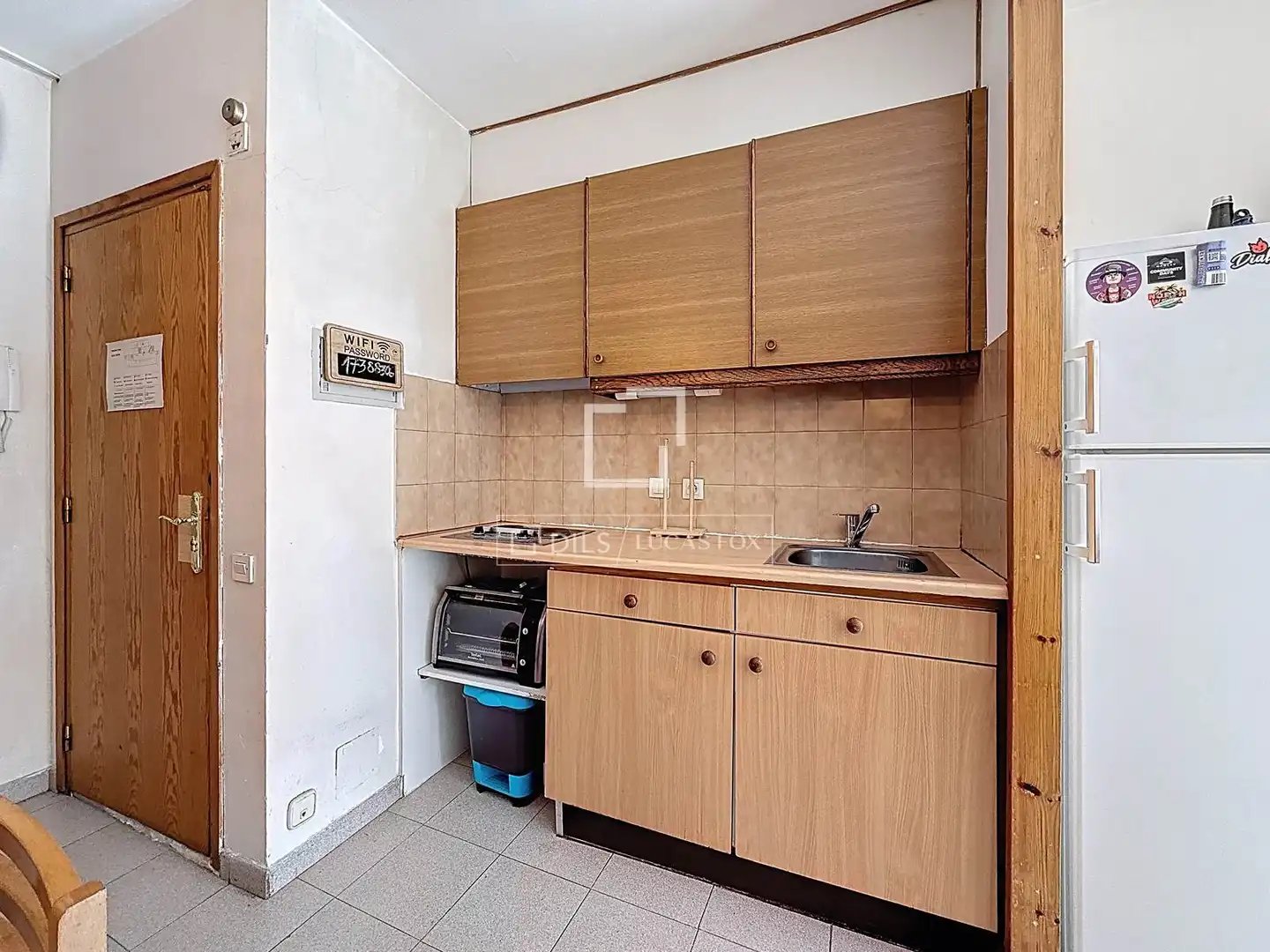 Kitchen of Flat for sale in Madrid  with Heating, Storage room and Furnished