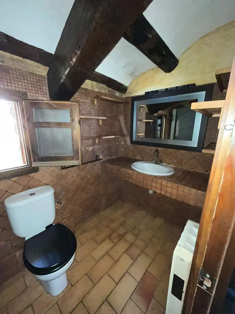 Baño de Finca rústica en venta en Sant Guim de Freixenet con Calefacción, Horno y TV