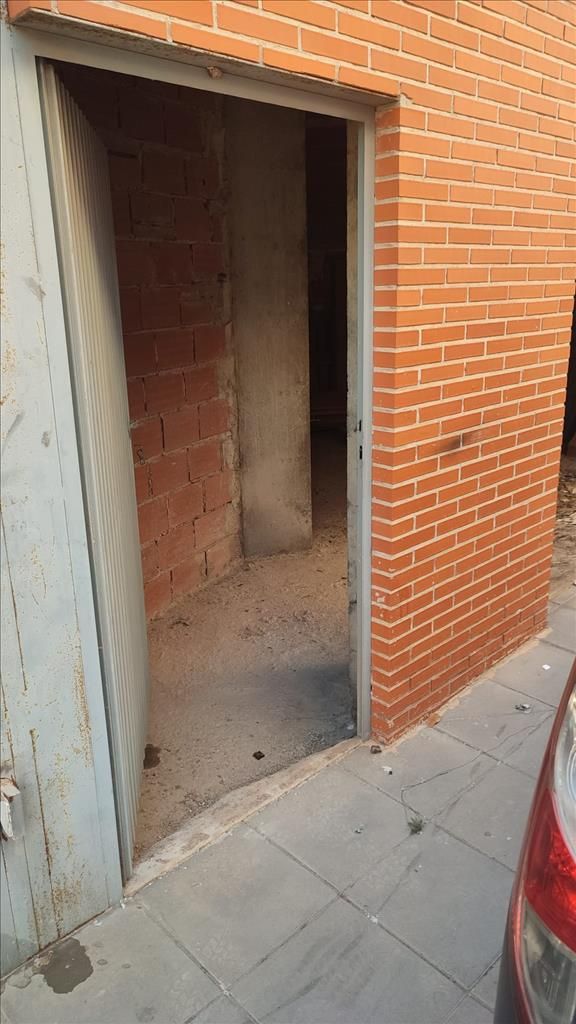 Industrial buildings for sale in Delicias - Santa Lucia, Santa Lucía